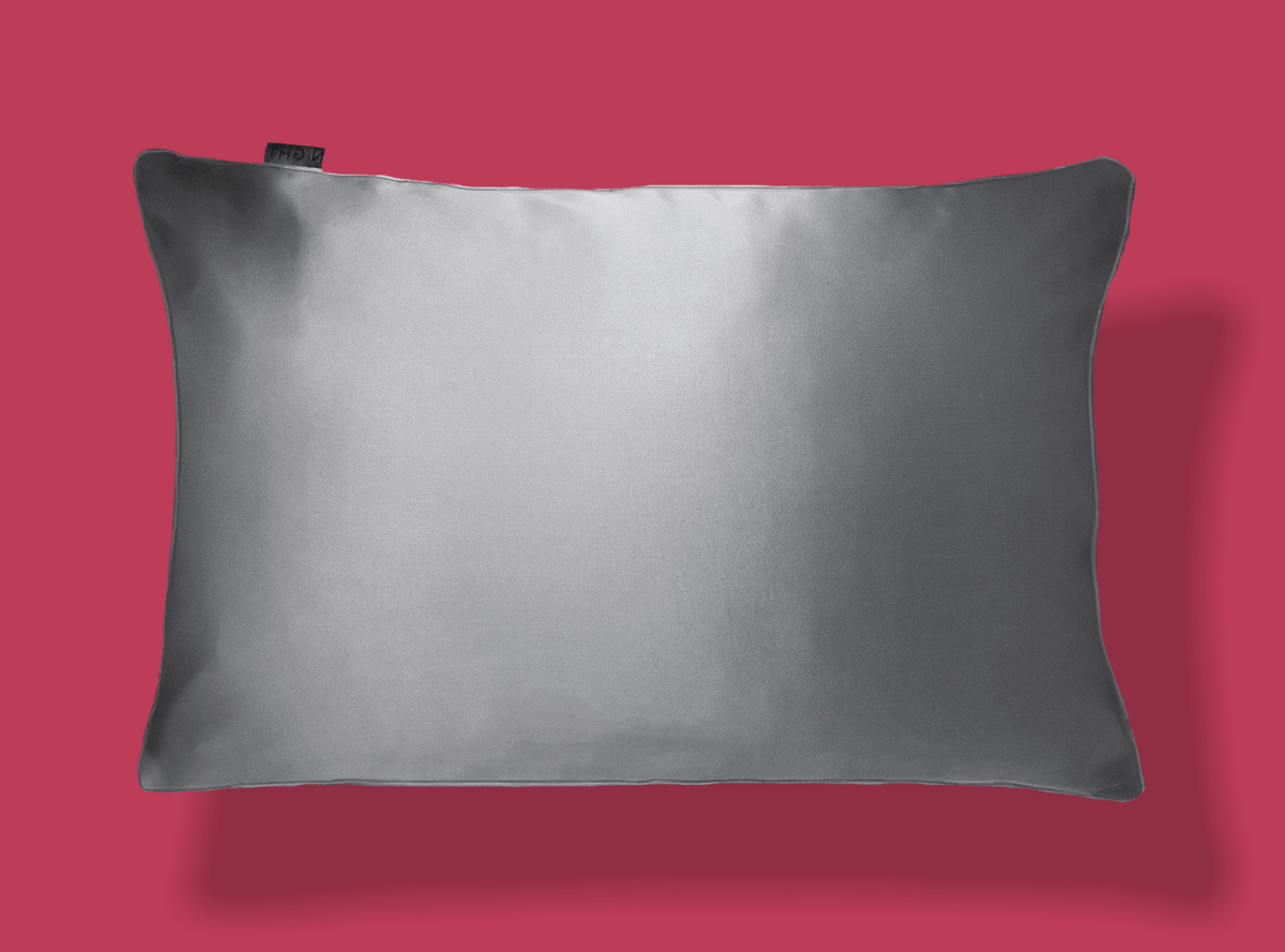NIGHT 100% Mulberry Silk Pillowcase.