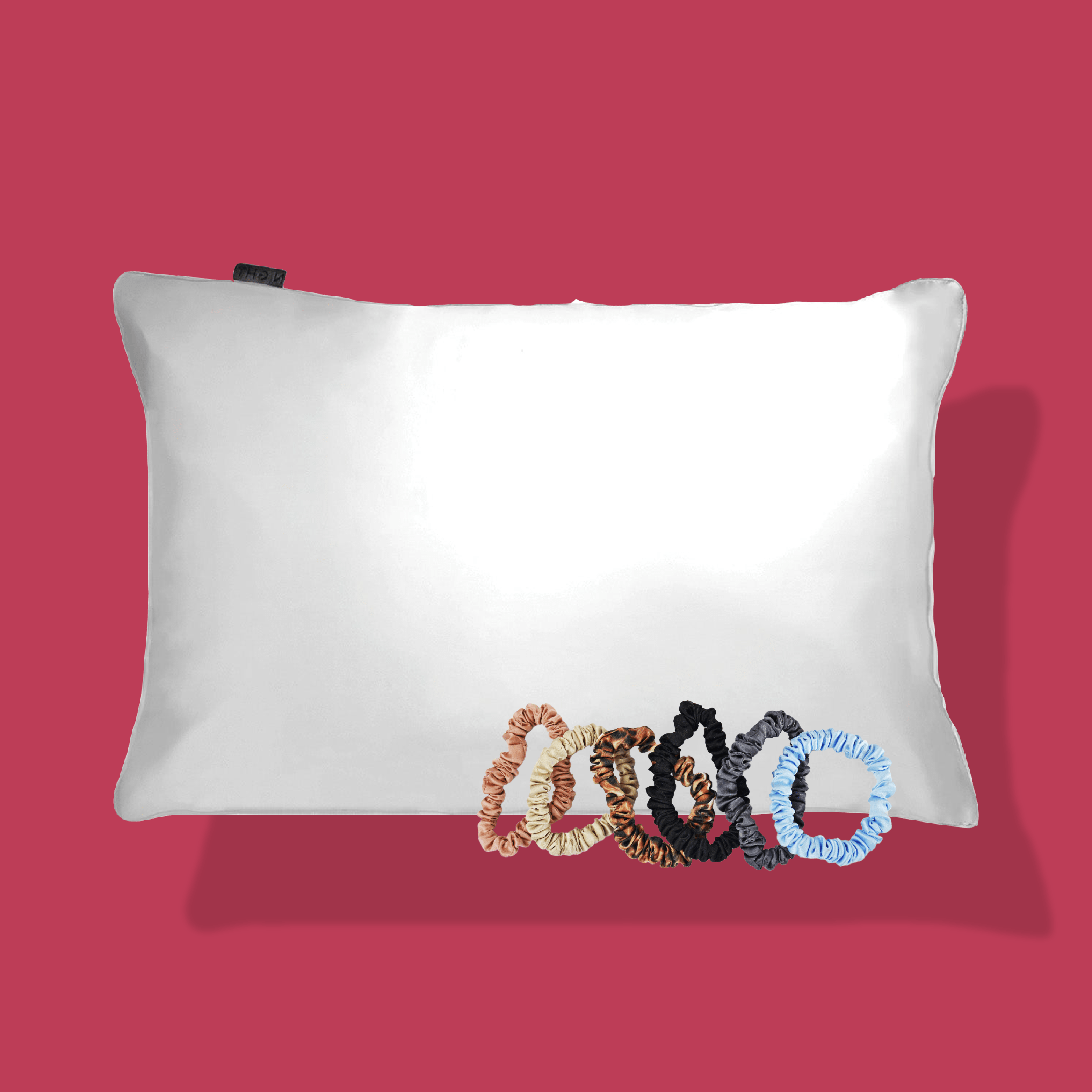 NIGHT Duplicate Standard/Queen / White Silk Haircare Set, Pillowcase & Scrunchies