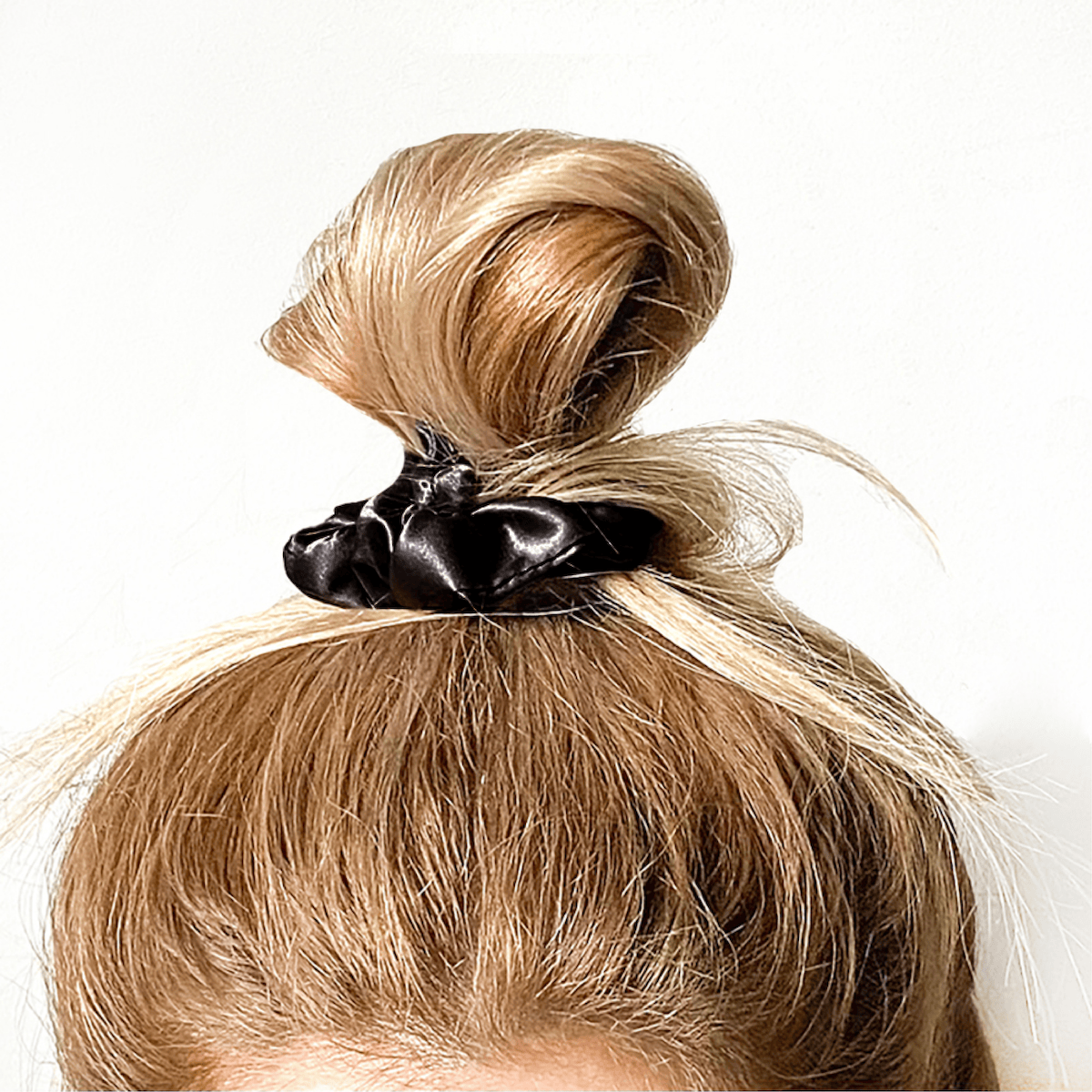 NIGHT PC + Scrunchie Satin Haircare Set, Pillowcase & Scrunchies