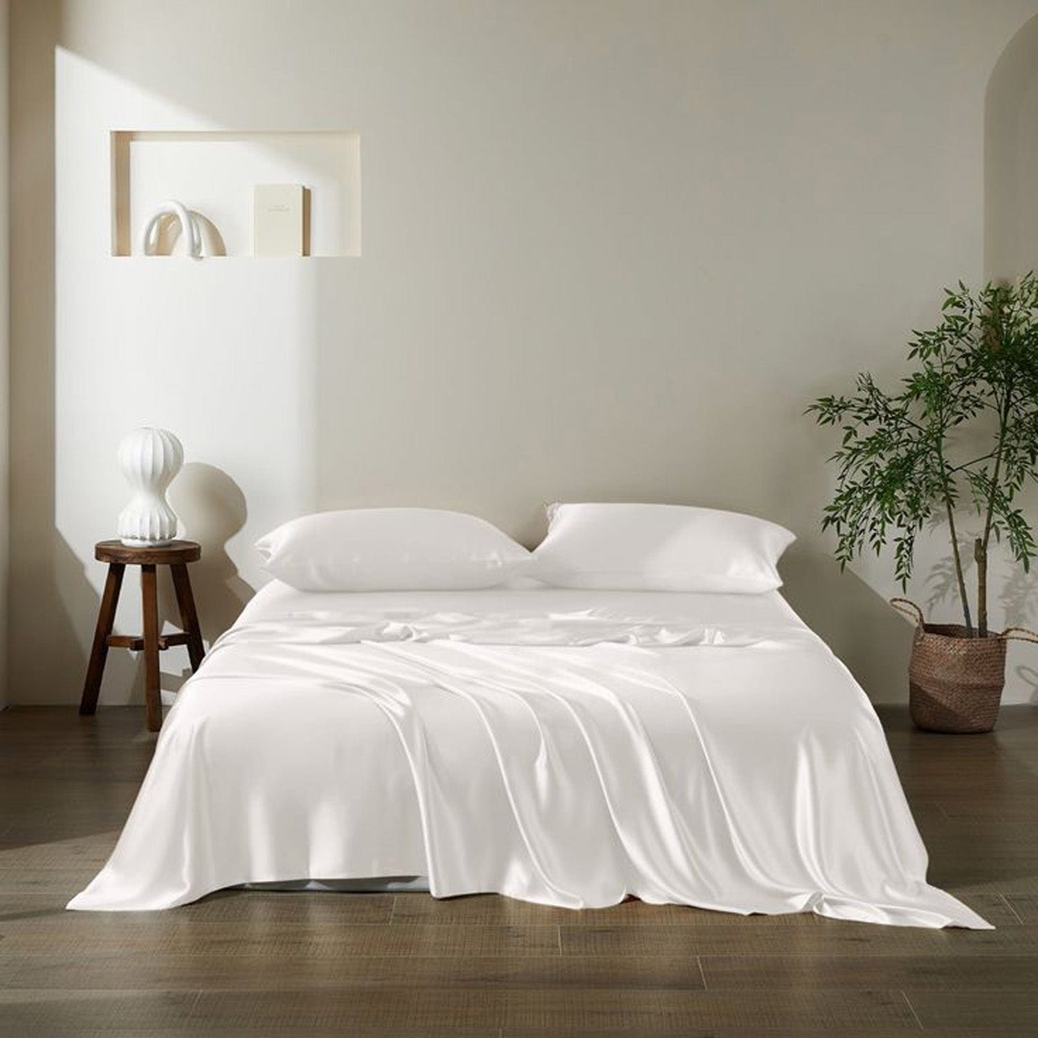 NIGHT Duplicate Silk NonSlip Flat Sheet